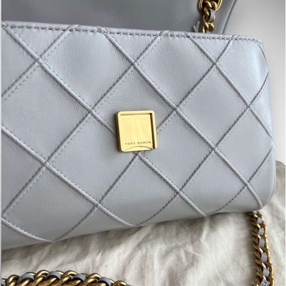 AUTHENTICATED NWT Tory Burch Fleming Soft Shoulder Bag & Miller Pavé Studs $700 - Picture 11 of 17